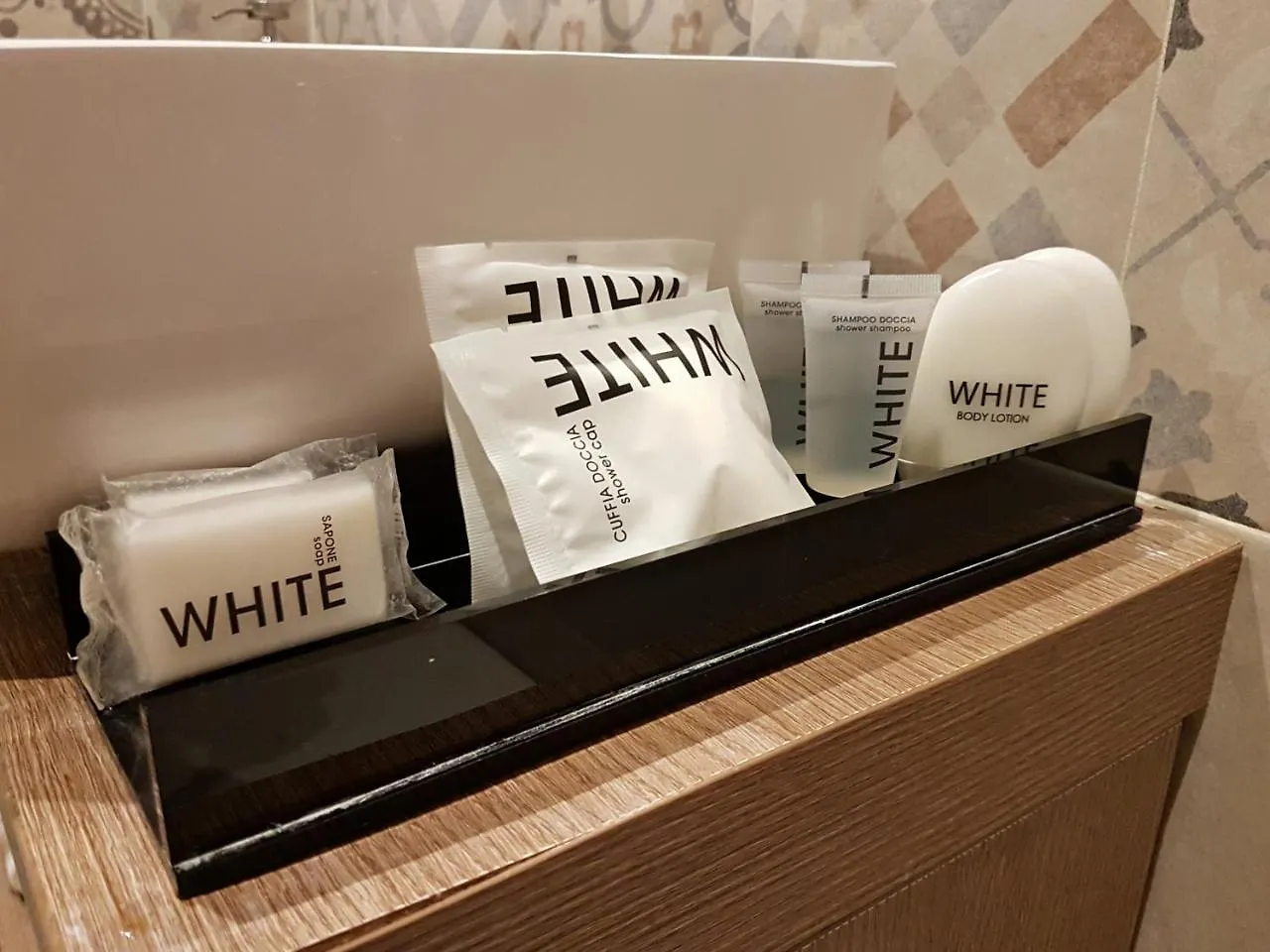 纳沃纳中央套房酒店 罗马 3*,  意大利