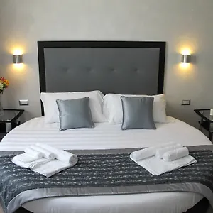 2* 招待所 罗马威尼托旅馆